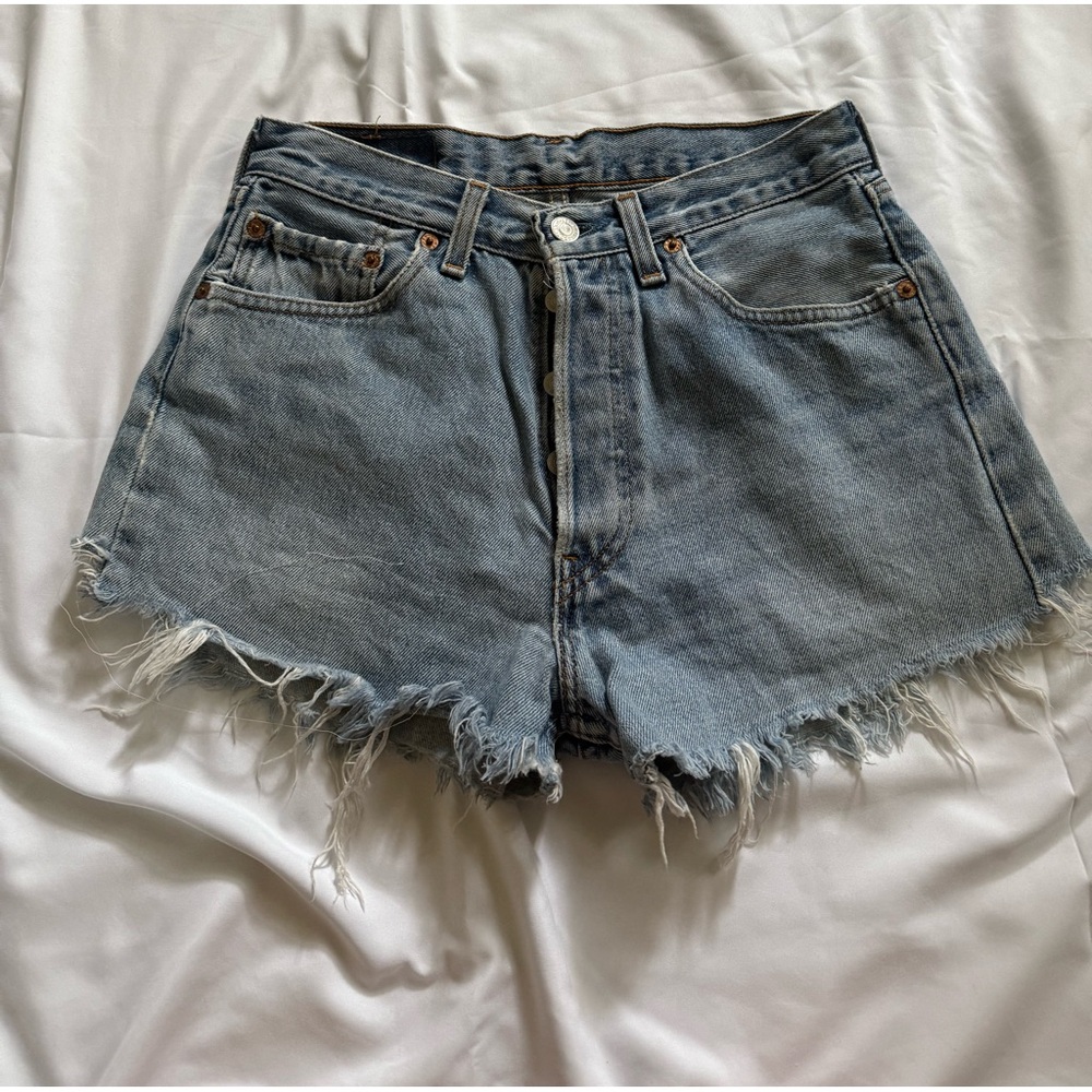 Levi’s high waisted denim shorts